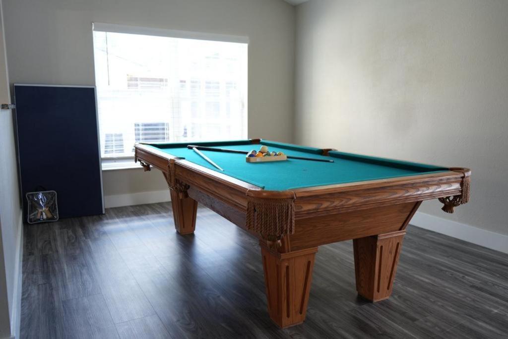 Hosting New Villa Tampa Dış mekan fotoğraf